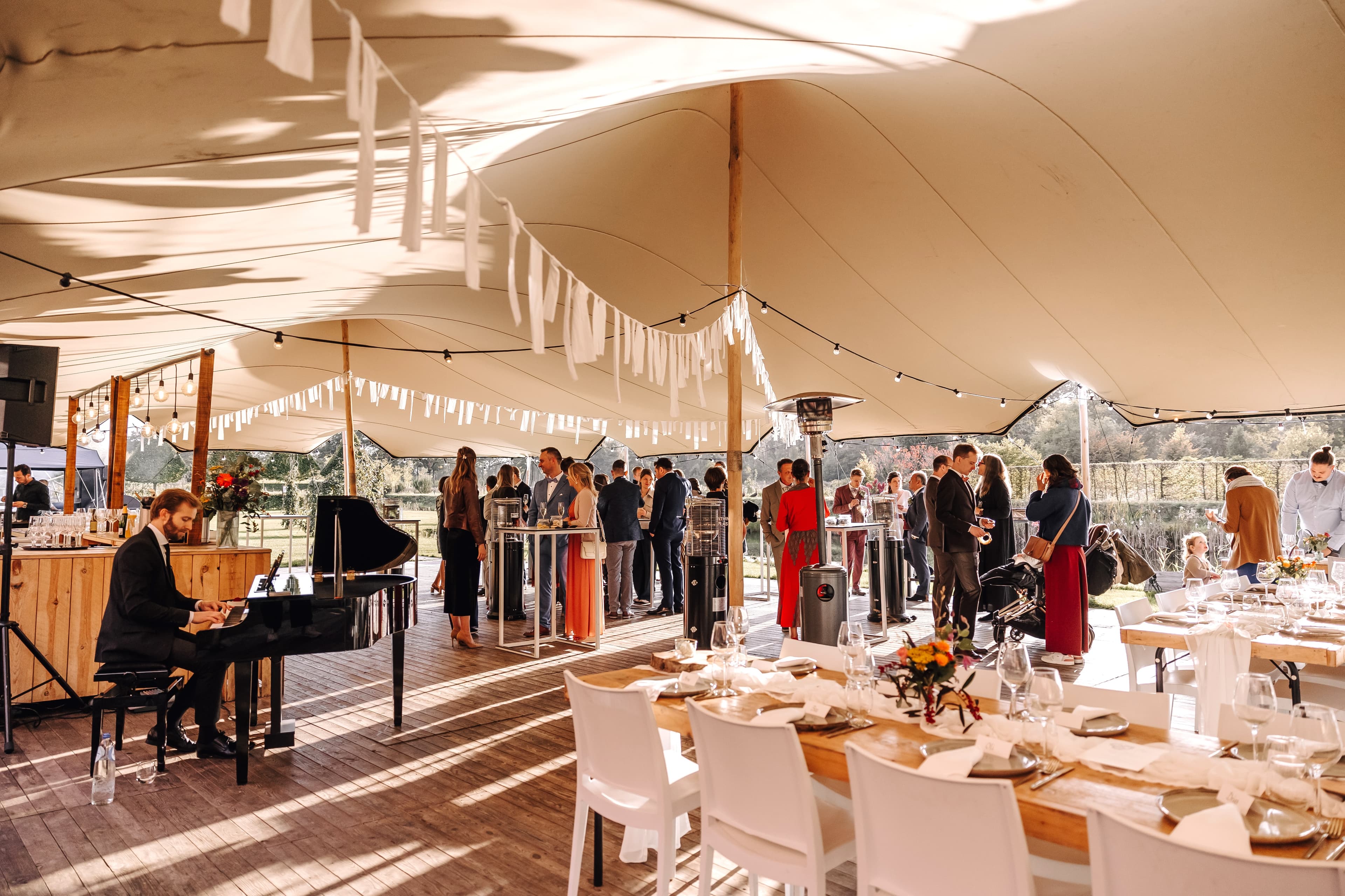 Luxe stretchtent