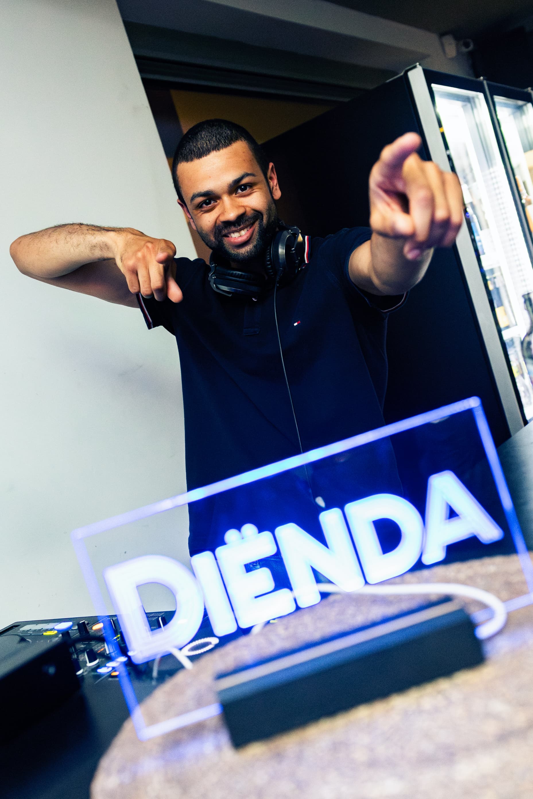 DJ Dienda — DJ